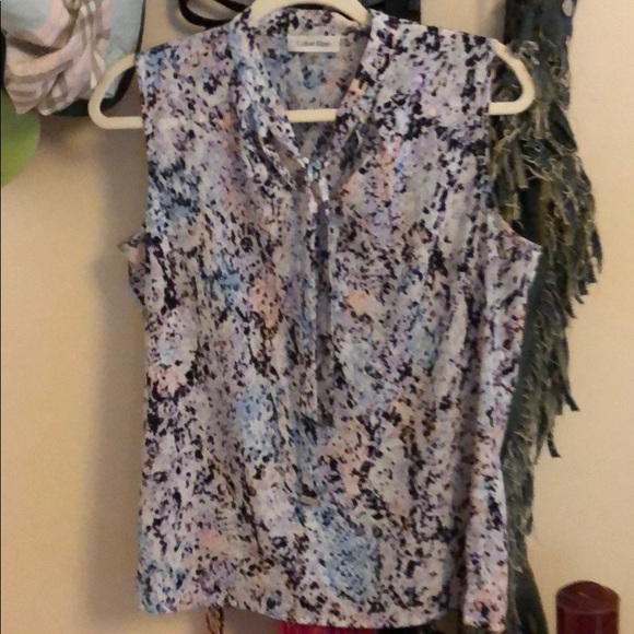 Calvin Klein Sleeveless Shirt - Picture 3 of 3